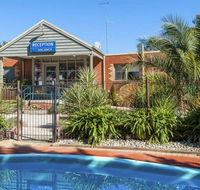 COMFORT INN COACH AND BUSHMANS - Accommodation Directory