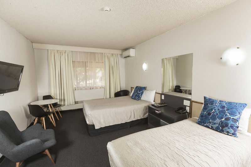 Weetangera ACT Accommodation Directory