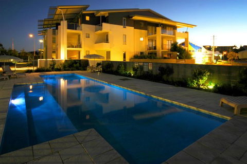 Pacific Marina Apartments - Accommodation Directory 15