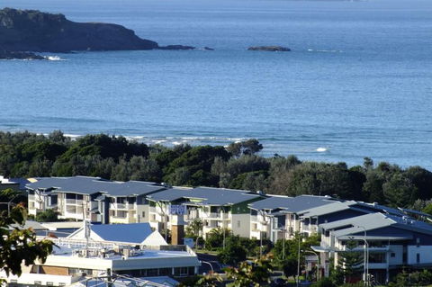 Pacific Marina Apartments - Accommodation Directory 16