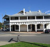 Commonwealth Hotel - Accommodation Directory