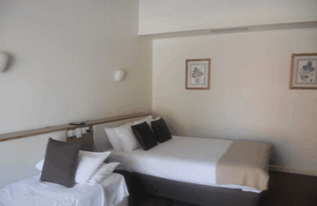 Burkes Hotel Motel - Accommodation Directory