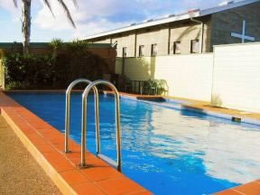 Pelican At Lakes Motel - Accommodation Directory 2