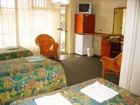 Pelican At Lakes Motel - Accommodation Directory 3