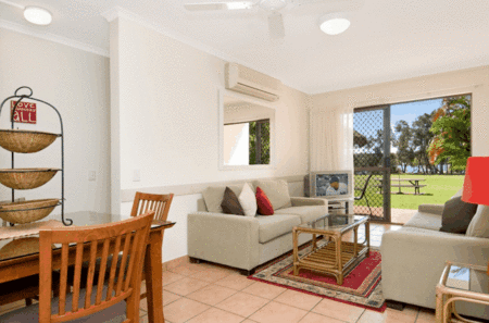 Cayman Quays - Accommodation Directory