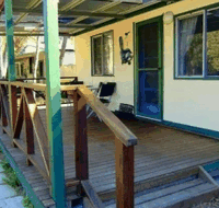 Peaceful Bay Chalets