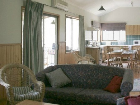 Glen Ayr Cottages - Accommodation Directory 4