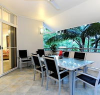 Oasis At Palm Cove - Accommodation Directory