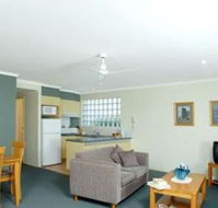 Beaches Holiday Resort - Accommodation Directory