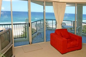 AA Oceana On Broadbeach - Accommodation Directory 5
