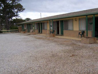 Governors Hill Motel - Accommodation Directory 1