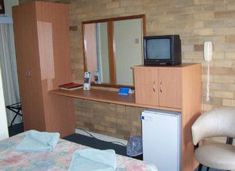 Governors Hill Motel - Accommodation Directory 2