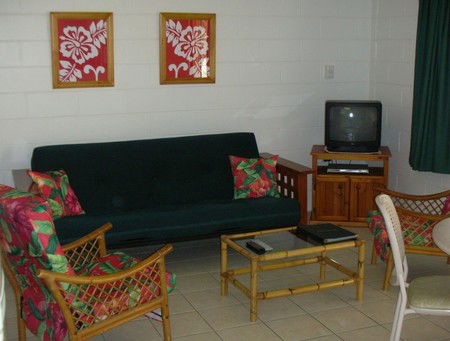 Palm View Holiday Apartments - Accommodation Directory 0