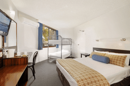 East Port Motor Inn - Accommodation Directory 4