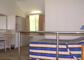 Newcastle Links Motel - Accommodation Directory 1