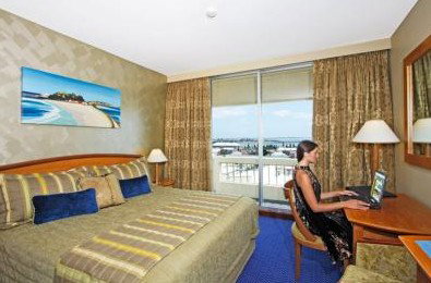Quality Hotel Noahs On The Beach - Accommodation Directory 2