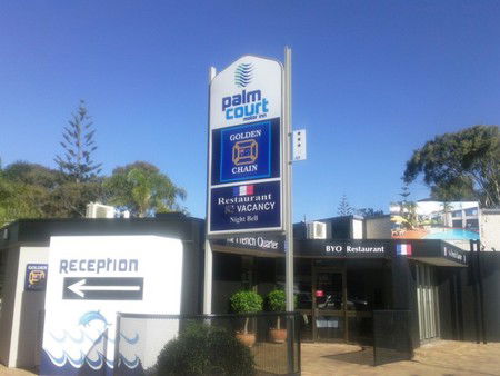 Palm Court Motor Inn - Accommodation Directory 0