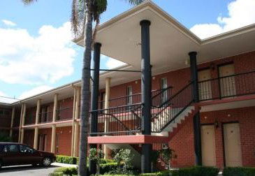 Wagga RSL Club Motel - Accommodation Directory 3