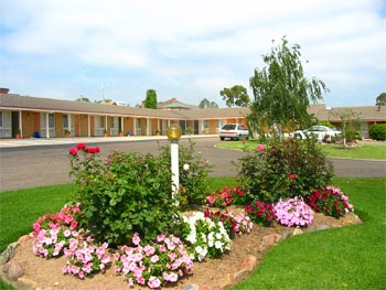 Bega Village Motor Inn - Accommodation Directory 0