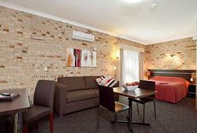 Highlander Motor Inn And Apartments - Accommodation Directory 4