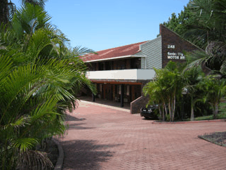 Garden City Motor Inn - Accommodation Directory 1
