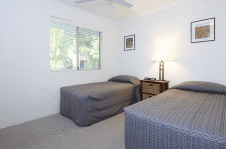 Pelican Beach Resort - Accommodation Directory 2