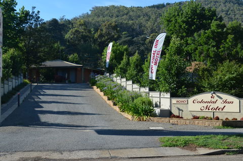 Bright Colonial Inn Motel - Accommodation Directory 0