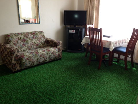 Carnegie Motor Inn And Serviced Apartments - Accommodation Directory 3