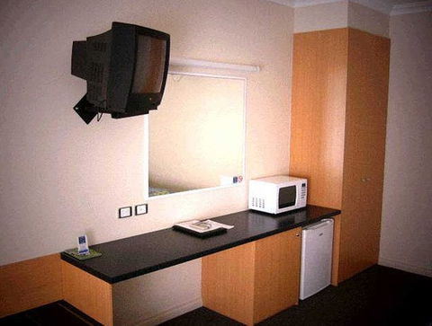 Victoria Lodge Motor Inn And Apartments - Accommodation Directory 3