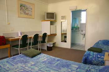 Cooroy Motel & Caravan Park - Accommodation Directory 1