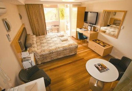 Indian Ocean Hotel - Accommodation Directory 7