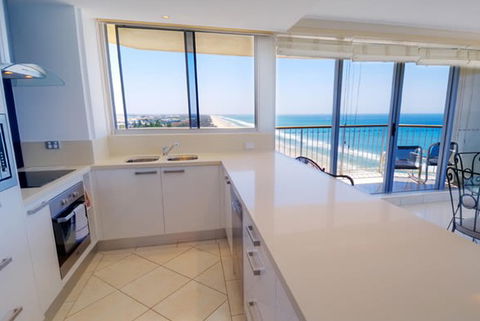 Golden Sands Holiday Apartments - Accommodation Directory 1