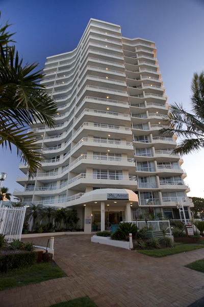 19th Avenue On The Beach - Accommodation Directory 7