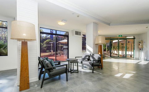 Alpha Hotel Canberra - Accommodation Directory 1