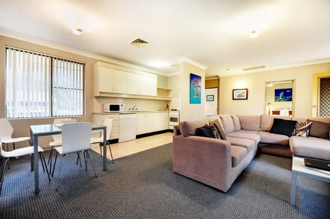 Absolute Beachfront Smugglers On The Beach - Accommodation Directory 5