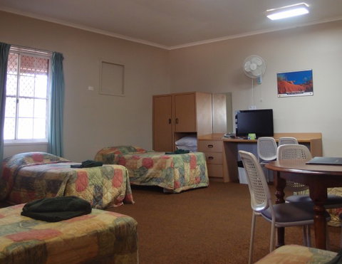 Bluestone Motor Inn - Accommodation Directory 1