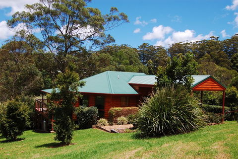 Sketches Mountain Resort - Accommodation Directory 1