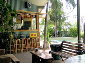 Backpackers By The Bay - Accommodation Directory 0