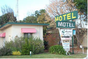 COHUNA MOTOR INN - Accommodation Directory 0