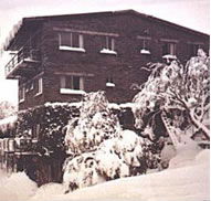 Elk at Falls - Accommodation Directory