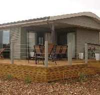 The Bird Hide - Accommodation Directory