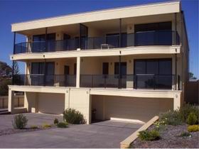 The Lighthouse Accommodation - Accommodation Directory 0