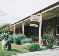 Thomas Henry's Of Port Elliot - Accommodation Directory