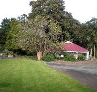 Brown's House - Accommodation Directory