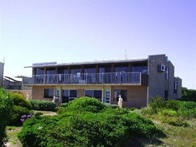 SeaStar Apartments - Accommodation Directory 0