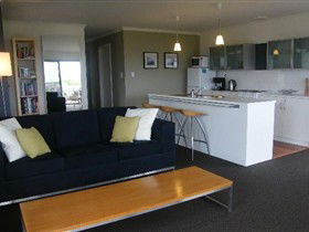 Coorong Waterfront Retreat - Accommodation Directory 0