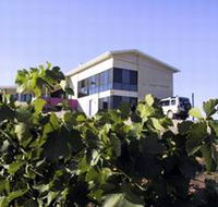 Mt Surmon Wines The Retreat - Accommodation Directory