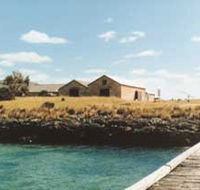 Mt Dutton Bay Woolshed Hostel - Accommodation Directory