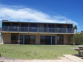 Moonta Bay Beach Villas - Accommodation Directory 0