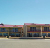 Tumby Bay Hotel Seafront Apartments - Accommodation Directory